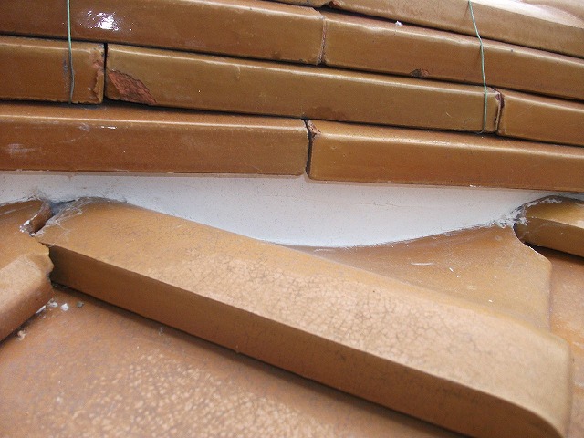 新しいきれいな漆喰